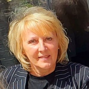 Meet your Posher, Janet